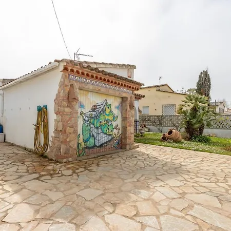 בית נופש Goldhome - Montgri 117