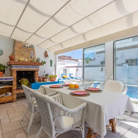 Goldhome - Montgri 117 Ferienhaus *