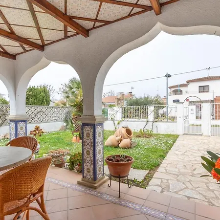 Goldhome - Montgri 117 Ferienhaus